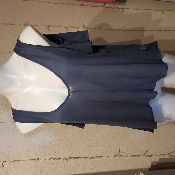 Free People Tops - Free people cold shoulder top